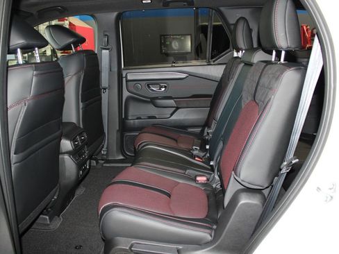 New 2026 Honda Pilot Black Edition image 26