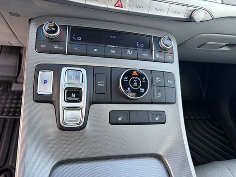 Used 2022 Hyundai Palisade SEL w/ Convenience Package AWD/4WD image 28