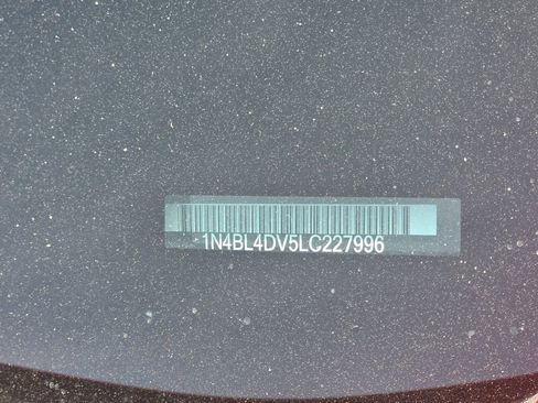 Used 2020 Nissan Altima 2.5 SV FWD image 13