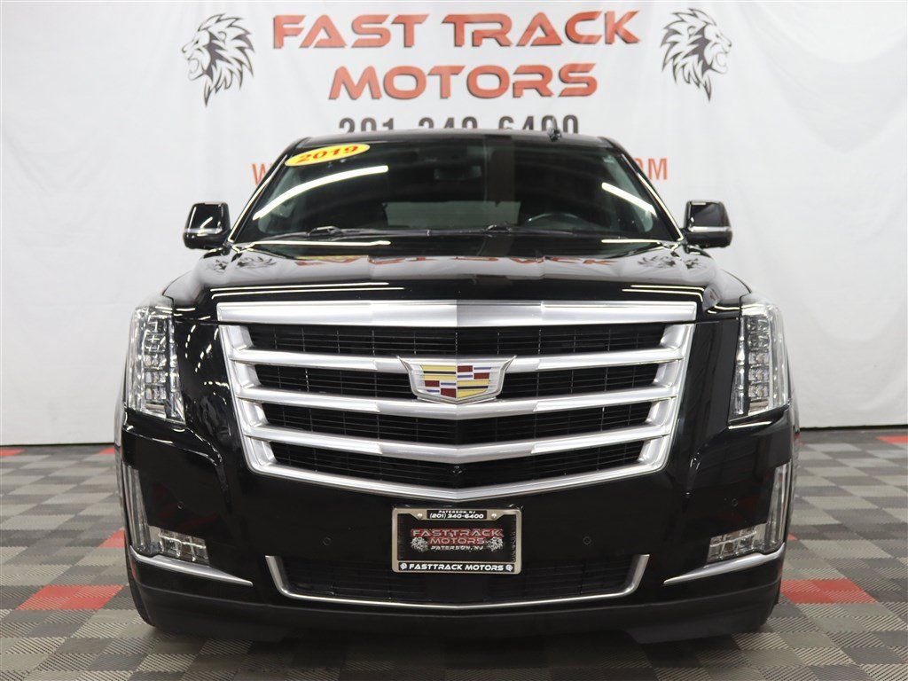 Used 2019 Cadillac Escalade Premium Luxury AWD/4WD image 2