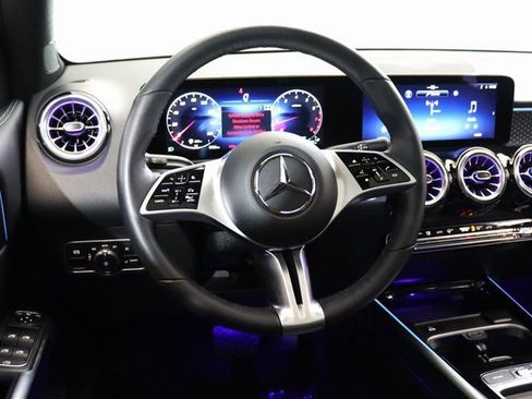 Certified 2025 Mercedes-Benz GLB 250 GLB 250 image 18