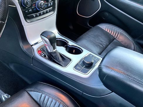 Used 2018 Jeep Grand Cherokee Trackhawk AWD/4WD image 17