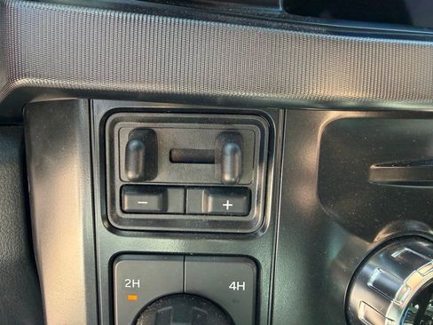 Used 2025 Ford F350 Platinum image 20