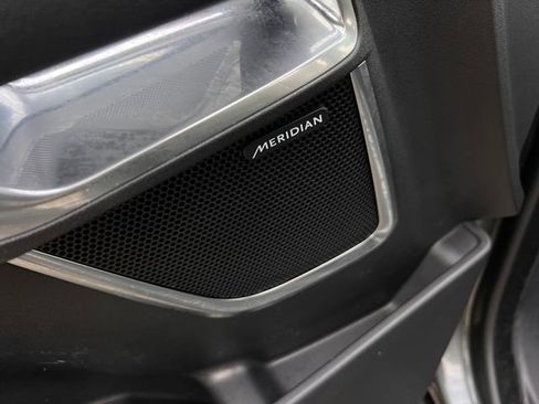 Used 2019 Jaguar E-PACE S image 14