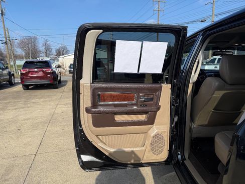 Used 2011 RAM 1500 Laramie image 9