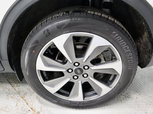 Certified 2024 Ford Escape Platinum image 20