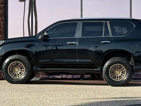 Used 2020 Lexus GX 460 Premium w/ Premium Package AWD/4WD image 5