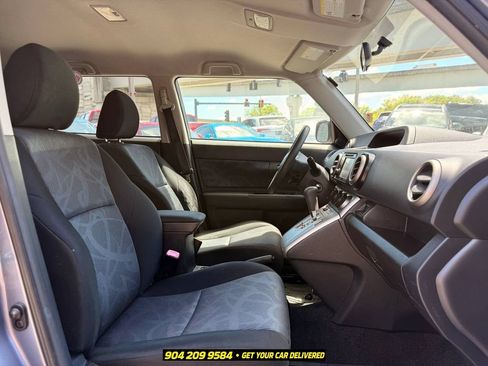 Used 2012 Scion xB FWD image 35