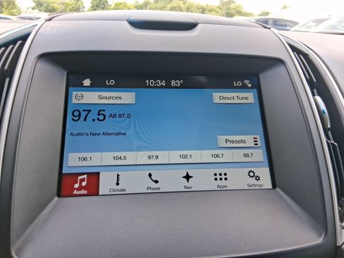 Used 2017 Ford Edge SEL w/ Equipment Group 201A AWD/4WD image 25