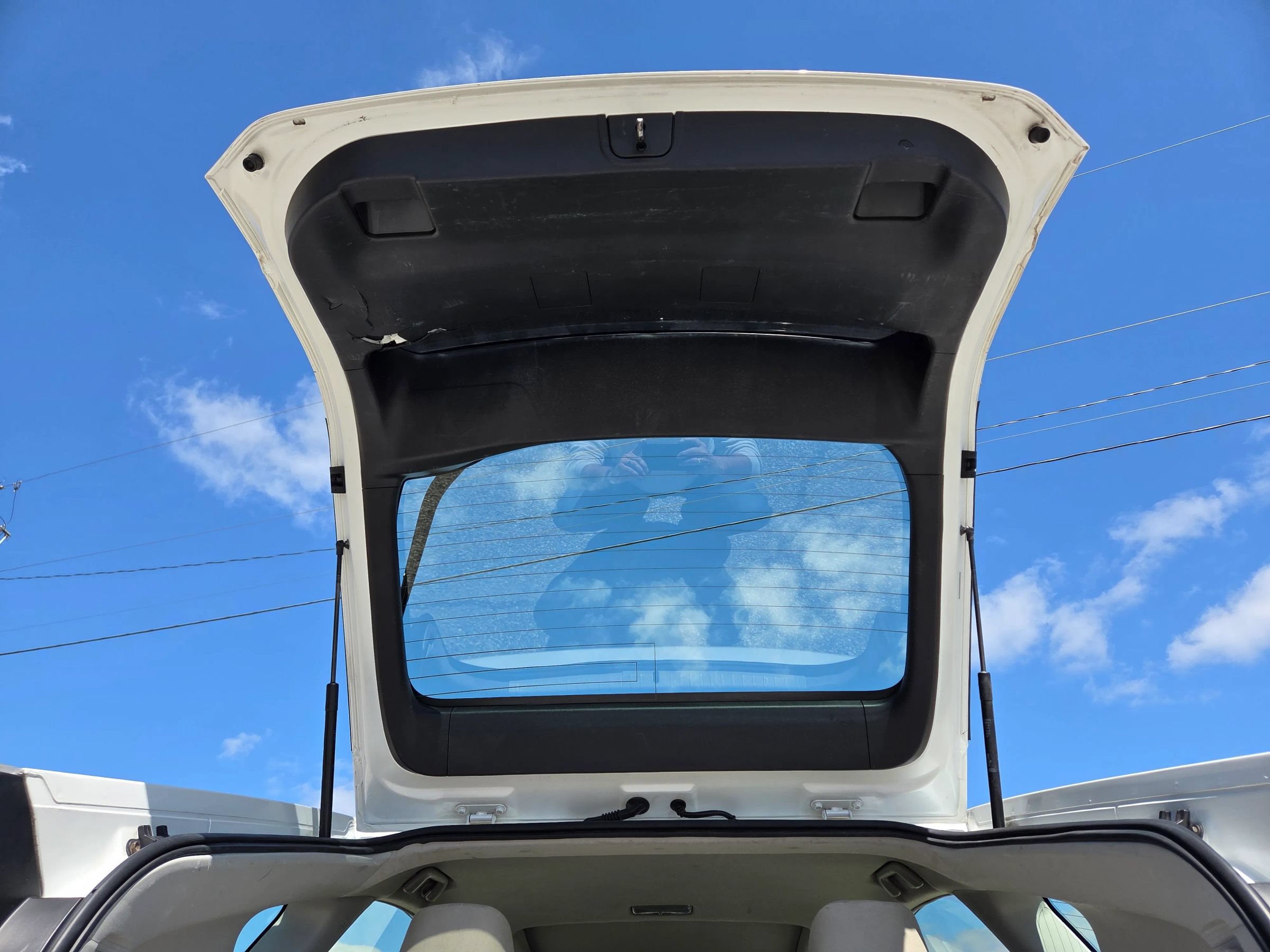 Used 2012 Toyota Prius Three w/ Solar Roof Pkg FWD image 19