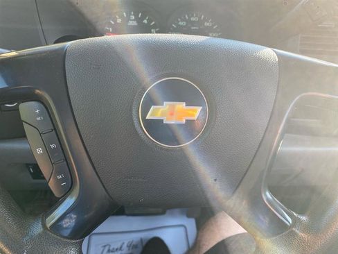 Used 2011 Chevrolet Silverado 1500 W/T image 12