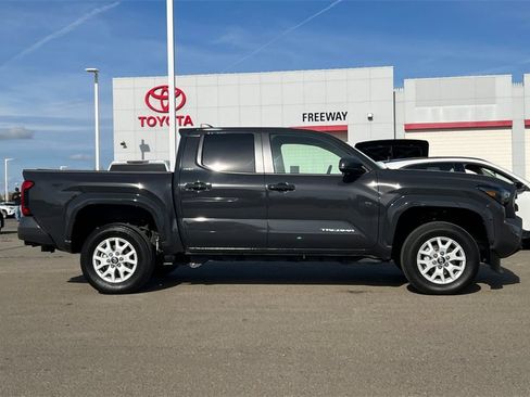 Certified 2025 Toyota Tacoma SR5 image 3