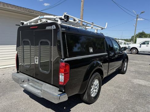 Used 2017 Nissan Frontier SV RWD image 5