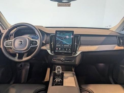 New 2026 Volvo XC90 B6 Ultra w/ Protection Package AWD/4WD image 13