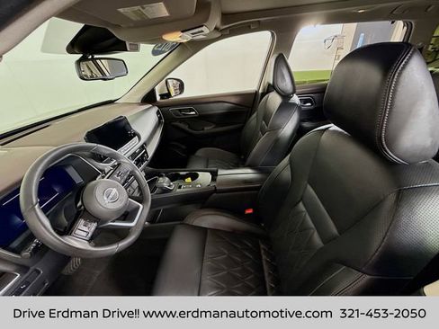 Certified 2023 Nissan Rogue Platinum w/ Platinum Premium Package image 6