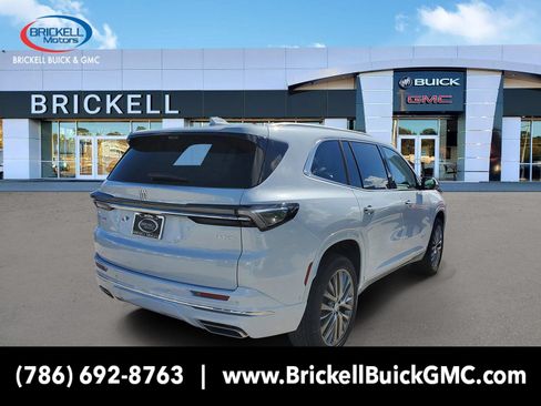 New 2026 Buick Enclave Avenir w/ Super Cruise Package FWD image 3