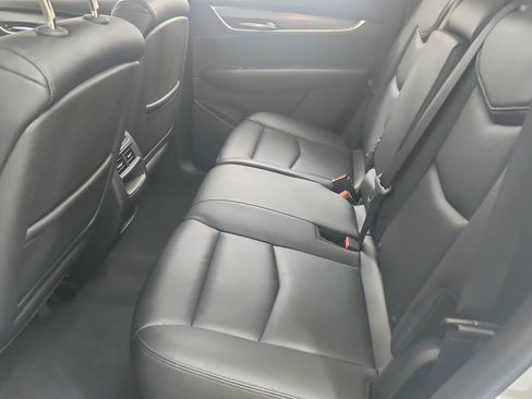 Used 2017 Cadillac XT5 Luxury w/ Driver Awareness Package FWD image 22