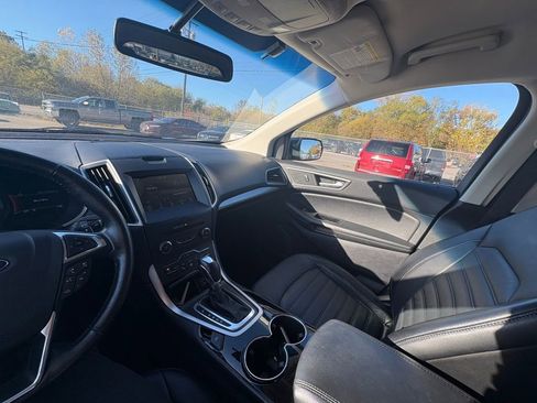 Used 2017 Ford Edge SEL w/ Equipment Group 201A image 16