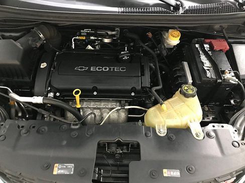 Used 2017 Chevrolet Sonic LT FWD image 30