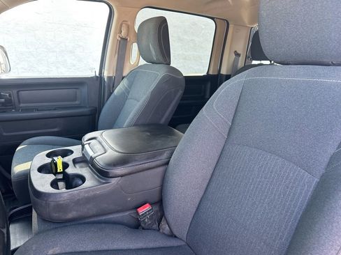 Used 2020 RAM 5500 Tradesman w/ Safety Group image 10