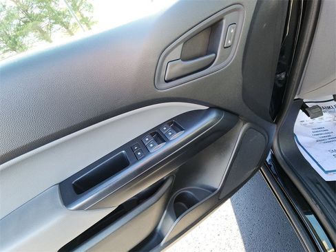 Used 2020 GMC Canyon 2WD Crew Cab w/ Convenience Package image 13