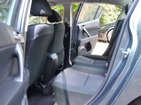 Used 2012 MAZDA MAZDA3 i Touring FWD image 10