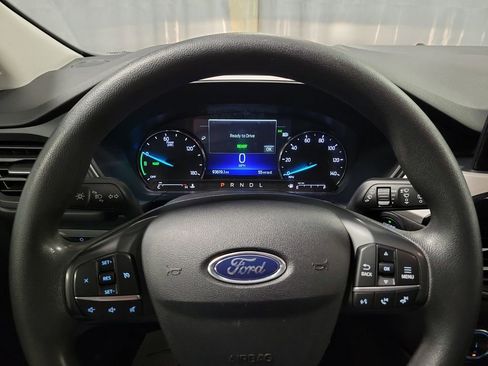 Used 2022 Ford Escape SE image 14