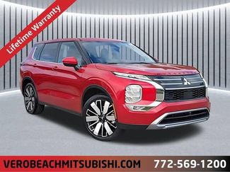New 2026 Mitsubishi Outlander SE FWD 360° Tour