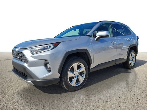 Used 2020 Toyota RAV4 Limited image 2