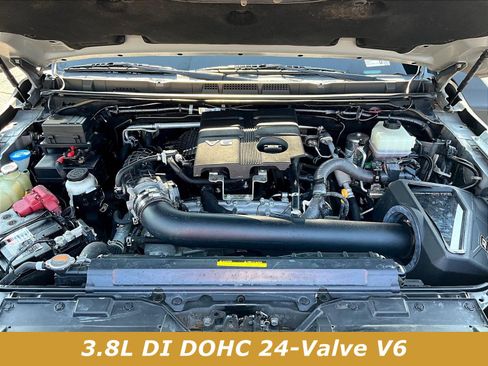 Used 2023 Nissan Frontier PRO-4X w/ Pro Convenience Package AWD/4WD image 30