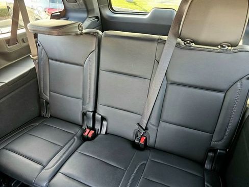 Used 2023 GMC Yukon XL Denali w/ Denali Reserve Package image 26