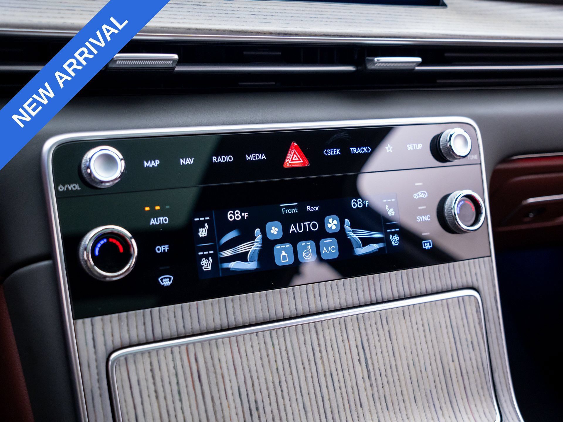 Used 2025 Genesis GV80 3.5T Prestige AWD/4WD image 26