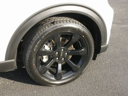 Used 2023 Ford Explorer ST-Line image 10