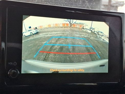 Used 2024 Toyota Corolla LE image 30