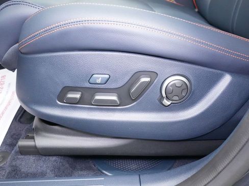 New 2026 Genesis GV70 2.5T Sport Prestige AWD/4WD image 15