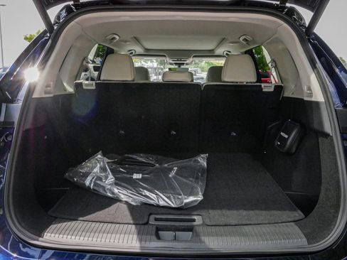 Used 2026 Nissan Rogue Dark Armor FWD image 31