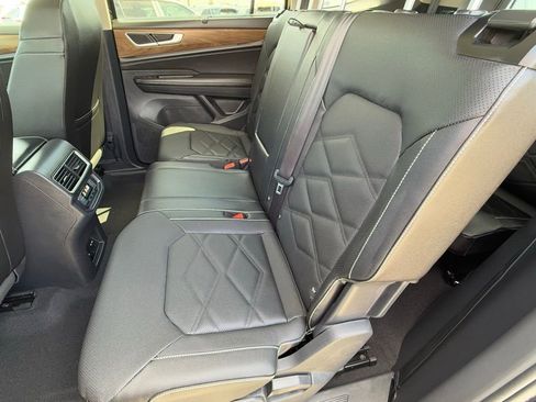 New 2026 Volkswagen Atlas SE image 20