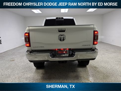 Used 2022 RAM 2500 Limited w/ Snow Chief Group AWD/4WD image 5