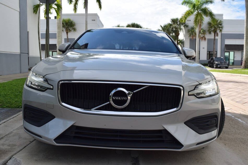 Used 2019 Volvo S60 T5 Momentum w/ Multimedia Package FWD image 36