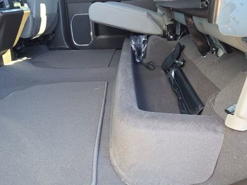 New 2026 GMC Sierra 2500 SLT w/ SLT Premium Package image 30