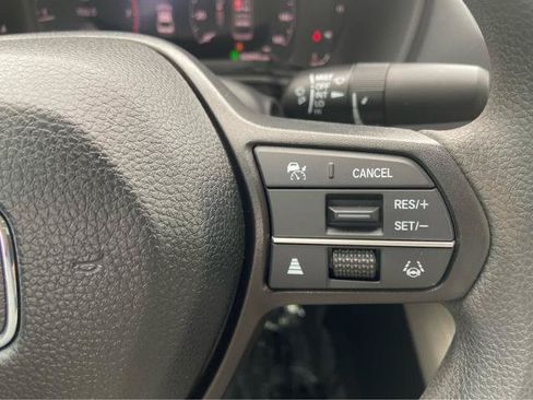 Used 2025 Honda Accord LX image 19