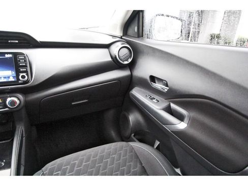 Used 2024 Nissan Kicks SV FWD image 10
