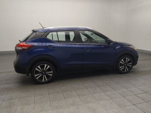 Used 2018 Nissan Kicks SV image 10