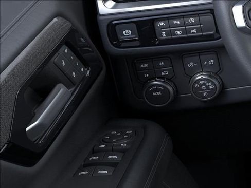 New 2026 GMC Yukon Elevation image 22