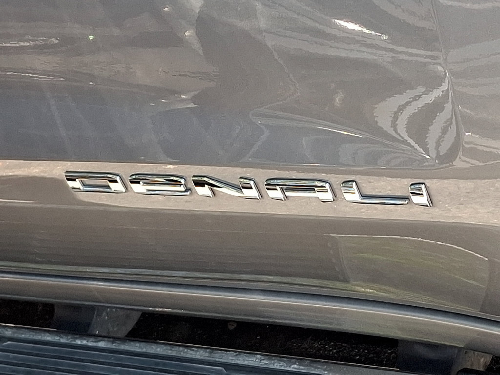 Used 2023 GMC Sierra 1500 Denali AWD/4WD image 9