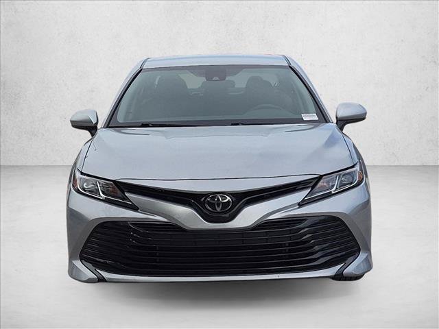 Used 2019 Toyota Camry LE FWD image 2