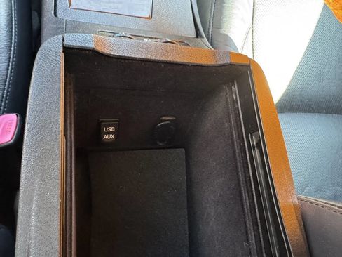 Used 2011 Lexus ES 350 FWD image 25