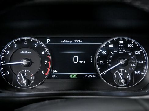 Used 2018 Genesis G90 5.0 Ultimate image 27