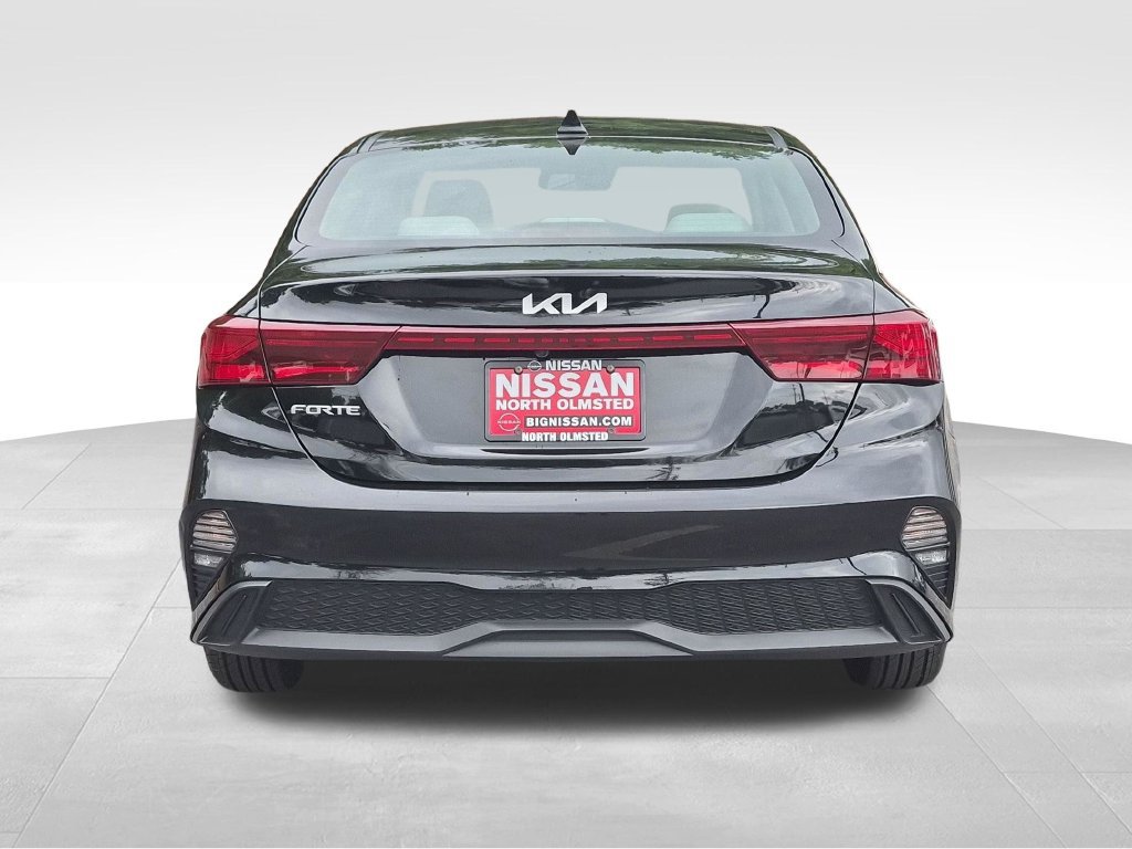 Used 2023 Kia Forte LXS FWD image 9