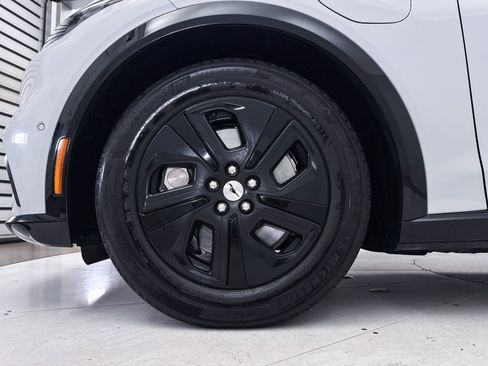 Used 2023 Ford Mustang Mach-E California Route 1 image 13